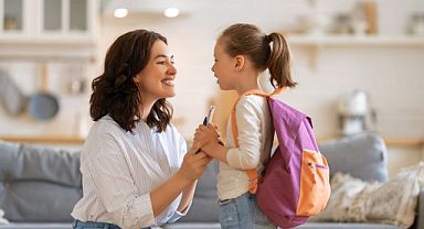 Okula Dönüş Döneminde Çocuğunuza Nasıl Yardımcı Olabilirsiniz?