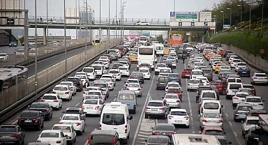 İstanbul'da trafik yoğunluğunda artış!