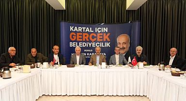 Hüseyin Karakaya taksicilerle bir araya geldi