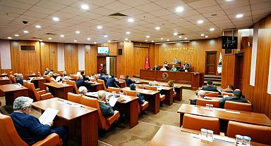 Cumhur İttifakı Kartal Belediye Meclisinde 12 üyede kaldı