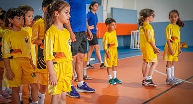 Kartal Belediyesi Yaz Spor Okulu, Çocuklara Spor ve Eğlenceyi Bir Arada Sunuyor