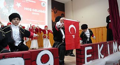 Kartal Belediyesi Kreş Öğrencilerinden 29 Ekim Gösterisi