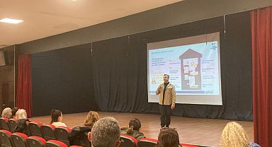 Kartal Belediyesi’nden Dezavantajlı Bireylere ve Ailelerine ‘Afet Bilinçlendirme’ Semineri