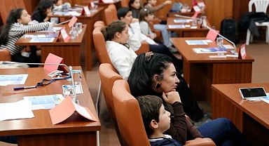 Kartallı Çocuklar Haklarını ve Geleceklerini Konuşuyor