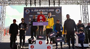 Yüzlerce Sporsever Gazeteci-Yazar Uğur Mumcu Anısına Koştu