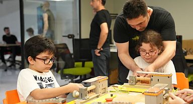 Kartal’da Bilim ve Teknoloji Dolu Bir Gün: Maker Faire Mini Panayırı Yoğun İlgi Gördü