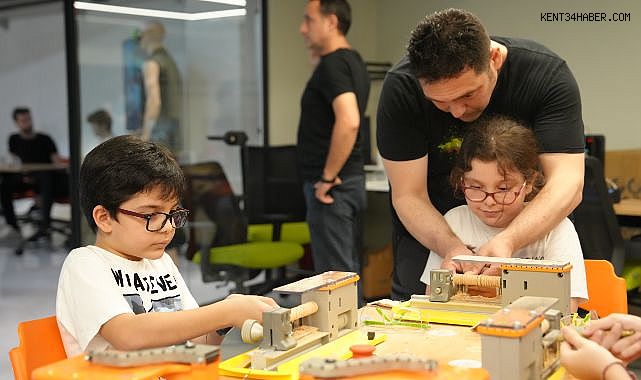 Kartal’da Bilim ve Teknoloji Dolu Bir Gün: Maker Faire Mini Panayırı Yoğun İlgi Gördü