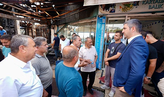 Başkan Gökhan Yüksel, Balıkçılar Çarşısı’ndaki Yangın Sonrası İncelemelerde Bulundu