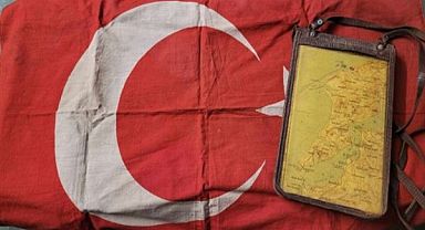 Fransa'daki 110 yıllık sandıktan ''Çanakkale'' çıktı