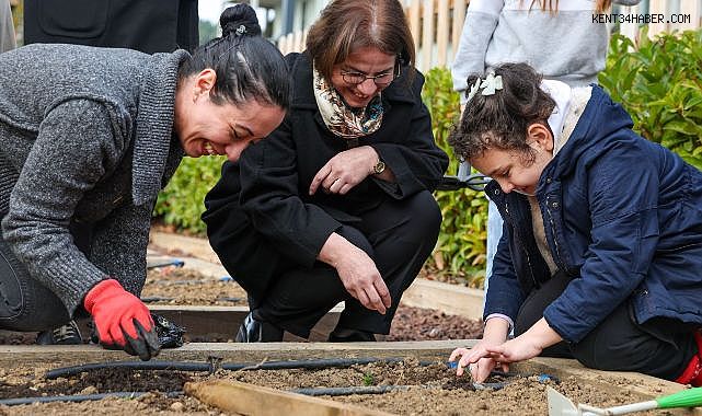 Başkan Köymen, lösemili çocuklarla “Ata Tohumu” ekti