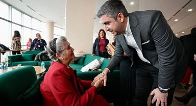 Kartal Belediyesi’nden Huzurevi Sakinlerine Yeni Yıl Etkinliği