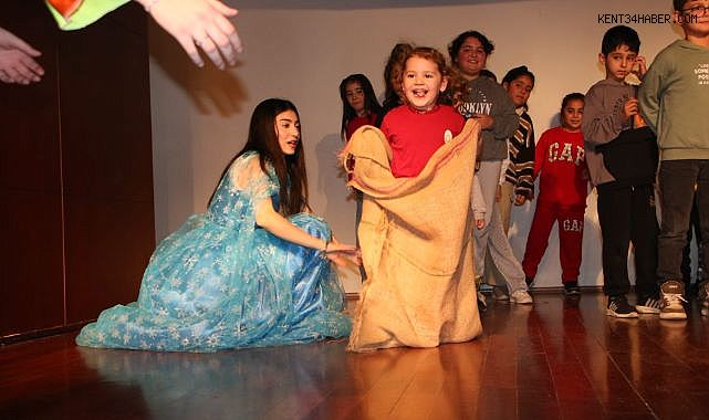 Kartal’da Çocuklar İçin Yeni Yıl Kutlamaları Başladı