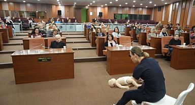 Kartallı Kadınlara Temel İlk Yardım Eğitimi